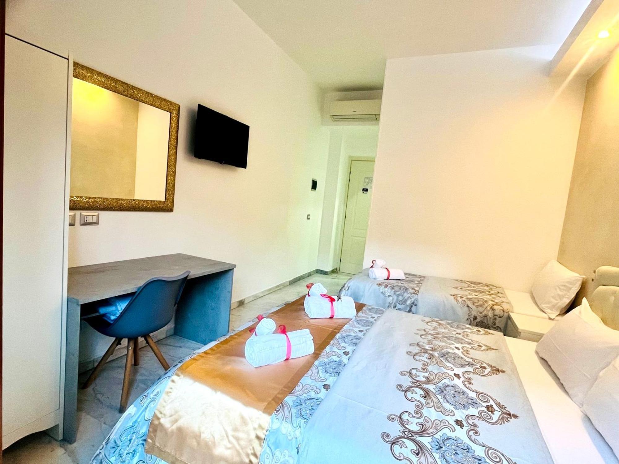 Santa Maria Accommodation Рим Экстерьер фото