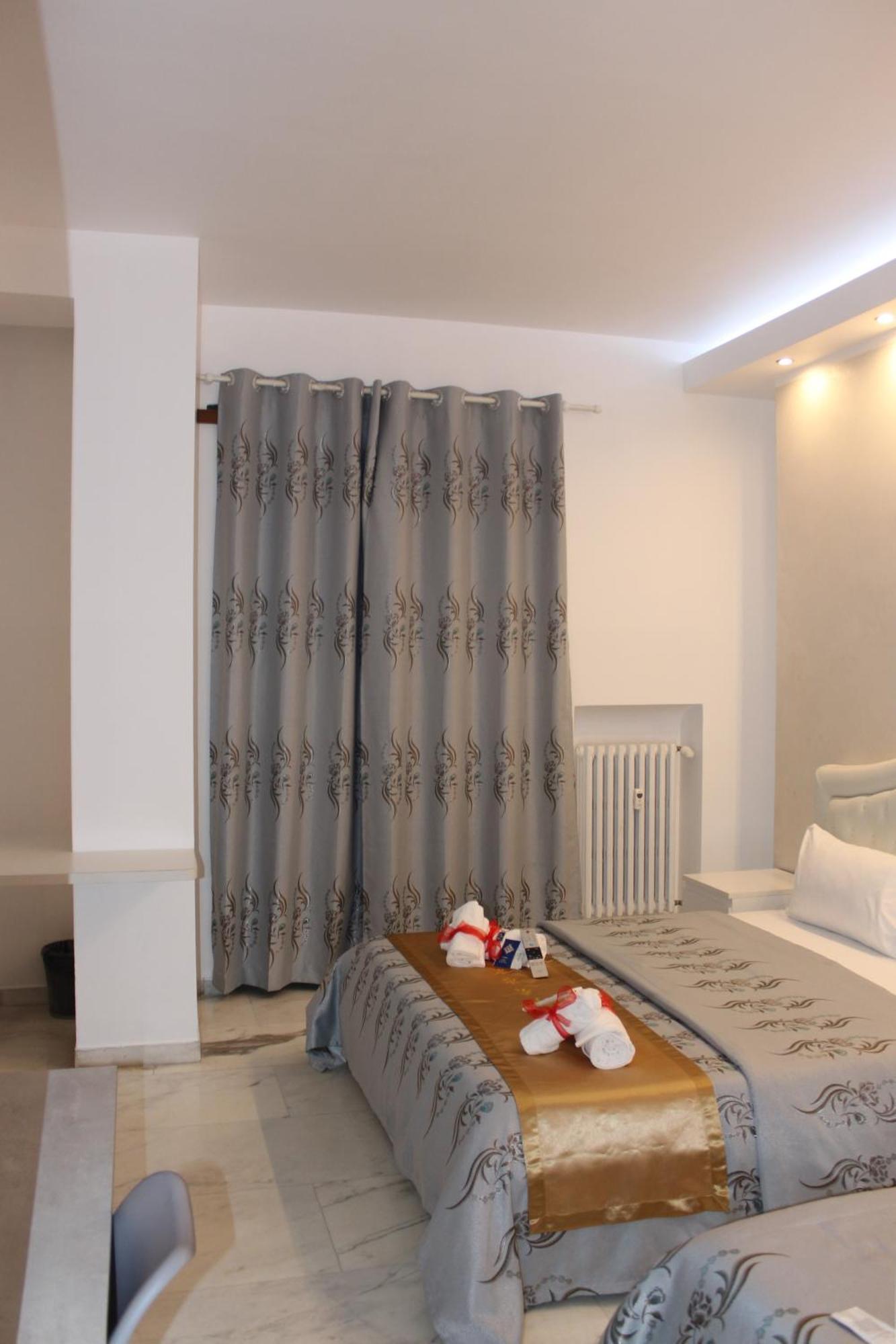 Santa Maria Accommodation Рим Экстерьер фото