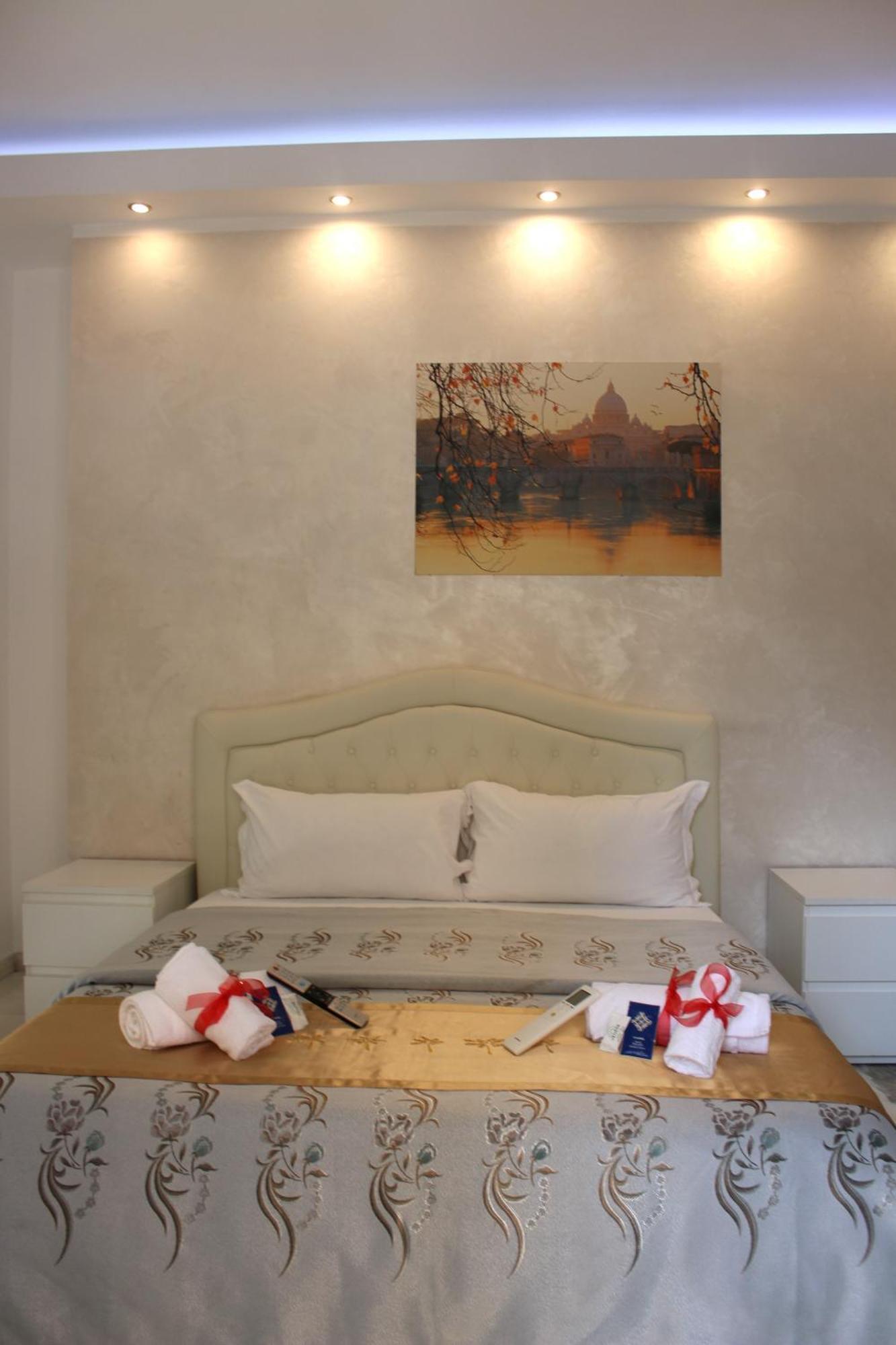 Santa Maria Accommodation Рим Экстерьер фото